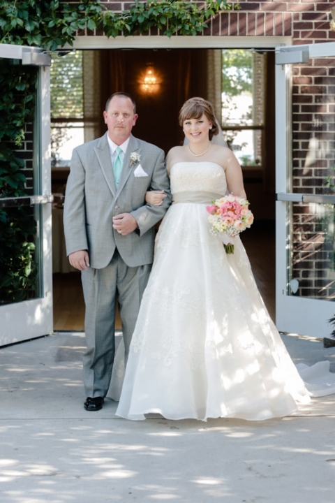 Wedding-and-Portrait-Photographer-Arbor-Mannor-Wedding-utah013EK1_4736-Blog(pp_w480_h720)