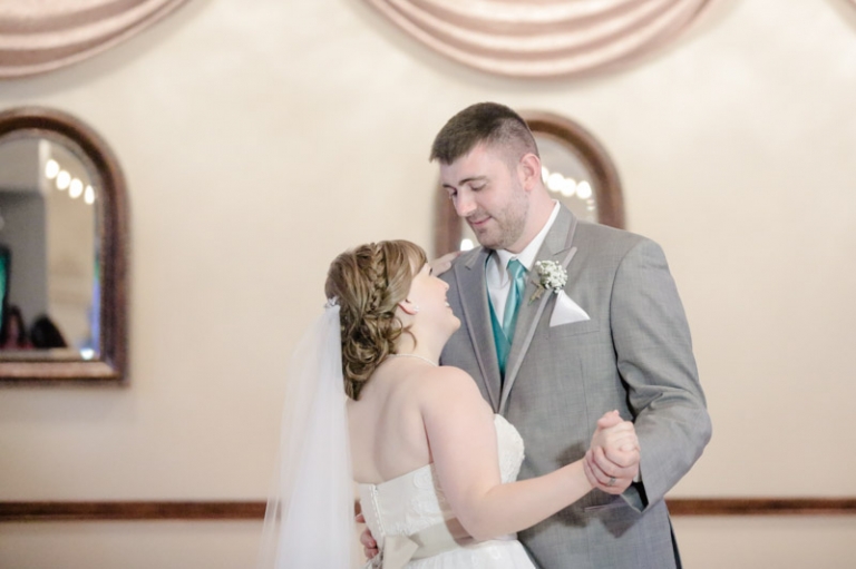 Wedding-and-Portrait-Photographer-Arbor-Mannor-Wedding-utah057EK1_6161-Blog(pp_w768_h511)