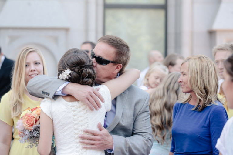 EK-Studios-Utah-Wedding-Photographers-SLC-Temple-wedding-back-yard-reception007-Blog(pp_w768_h511)