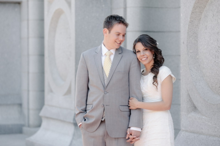 EK-Studios-Utah-Wedding-Photographers-SLC-Temple-wedding-back-yard-reception014-Blog(pp_w768_h511)