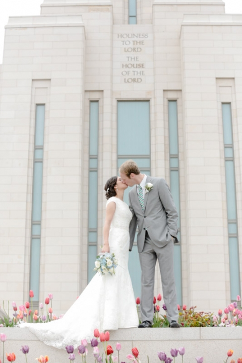 EK-Studios-Utah-Wedding-Photographers-Oquirrh-Mountain-Temple-Wedding015-Blog(pp_w480_h720)