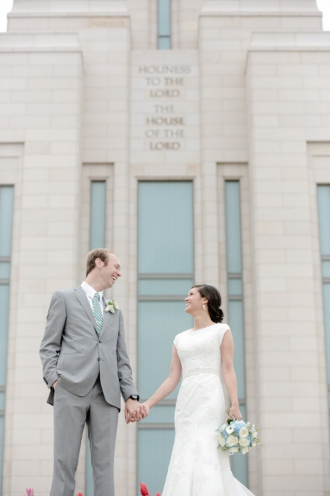 EK-Studios-Utah-Wedding-Photographers-Oquirrh-Mountain-Temple-Wedding016-Blog(pp_w480_h720)