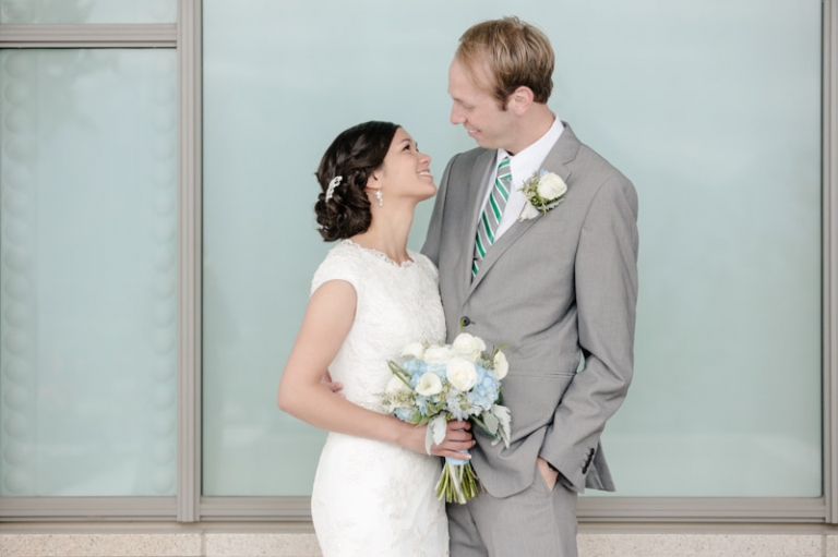 EK-Studios-Utah-Wedding-Photographers-Oquirrh-Mountain-Temple-Wedding019-Blog(pp_w768_h511)