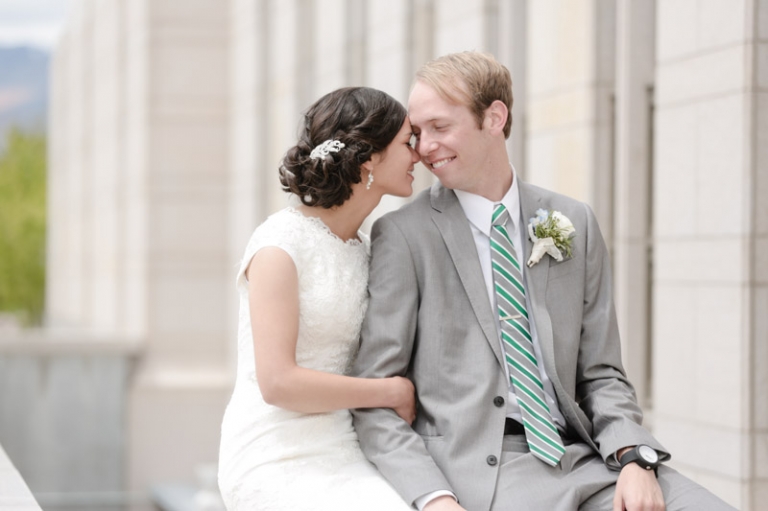 EK-Studios-Utah-Wedding-Photographers-Oquirrh-Mountain-Temple-Wedding023-Blog(pp_w768_h511)