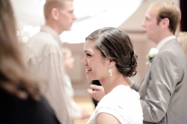 EK-Studios-Utah-Wedding-Photographers-Oquirrh-Mountain-Temple-Wedding037-Blog(pp_w768_h511)