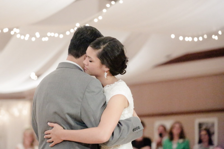 EK-Studios-Utah-Wedding-Photographers-Oquirrh-Mountain-Temple-Wedding040-Blog(pp_w768_h511)