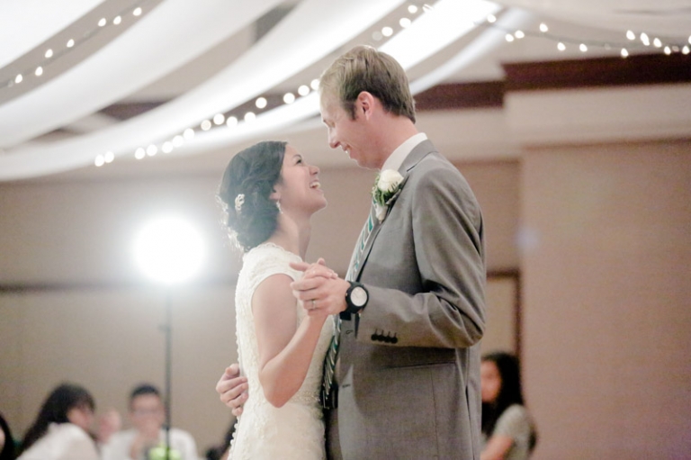 EK-Studios-Utah-Wedding-Photographers-Oquirrh-Mountain-Temple-Wedding043-Blog(pp_w768_h511)