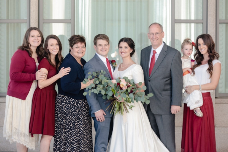 EK-Studios-Utah-Wedding-Photographers-Oqhirrh-Mnt-temple-wedding-reception-millcreek-inn010-Blog(pp_w768_h511)