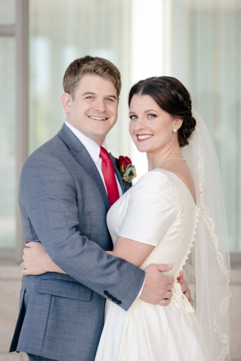 EK-Studios-Utah-Wedding-Photographers-Oqhirrh-Mnt-temple-wedding-reception-millcreek-inn014-Blog(pp_w480_h720)