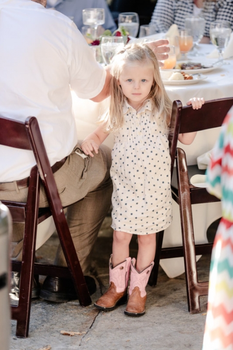 EK-Studios-Utah-Wedding-Photographers-Oqhirrh-Mnt-temple-wedding-reception-millcreek-inn037-Blog(pp_w480_h720)