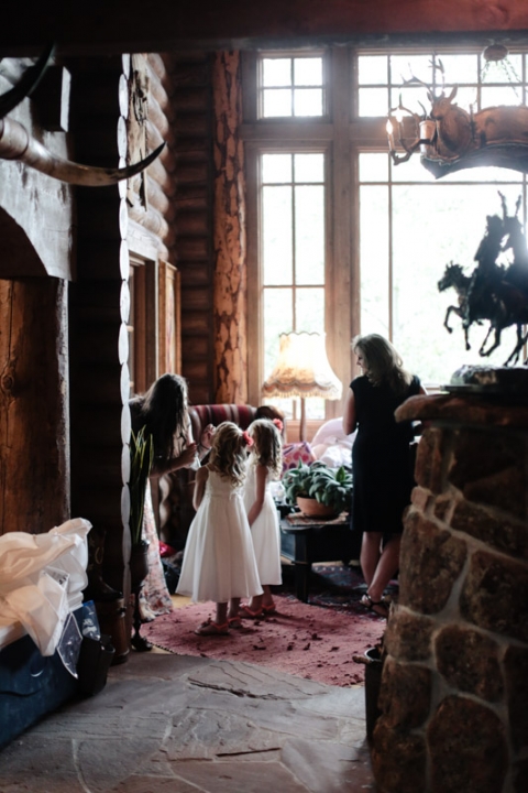 EK-Studios-Utah-Wedding-Photographers-Red-Cliff-Ranch-Wedding-Utah003-Blog(pp_w480_h720)