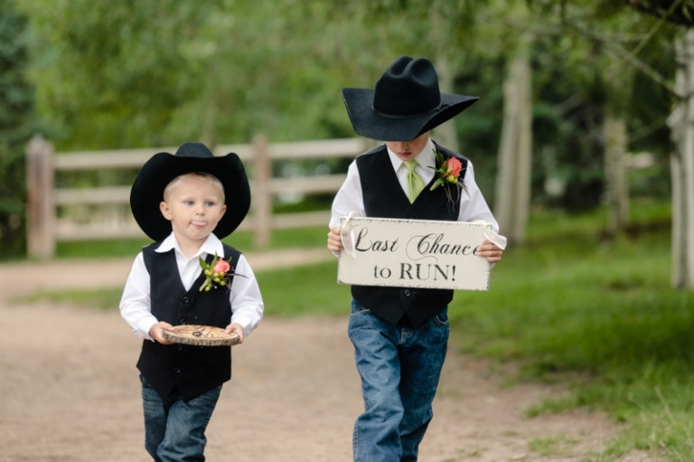 EK-Studios-Utah-Wedding-Photographers-Red-Cliff-Ranch-Wedding-Utah009-Blog(pp_w768_h511)