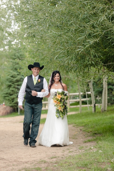 EK-Studios-Utah-Wedding-Photographers-Red-Cliff-Ranch-Wedding-Utah010-Blog(pp_w480_h720)