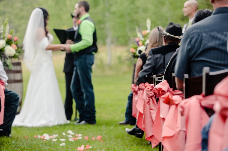 EK-Studios-Utah-Wedding-Photographers-Red-Cliff-Ranch-Wedding-Utah015-Blog(pp_w768_h511)