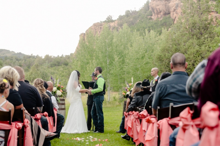 EK-Studios-Utah-Wedding-Photographers-Red-Cliff-Ranch-Wedding-Utah018-Blog(pp_w768_h511)