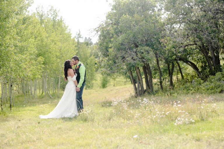 EK-Studios-Utah-Wedding-Photographers-Red-Cliff-Ranch-Wedding-Utah032-Blog(pp_w768_h511)