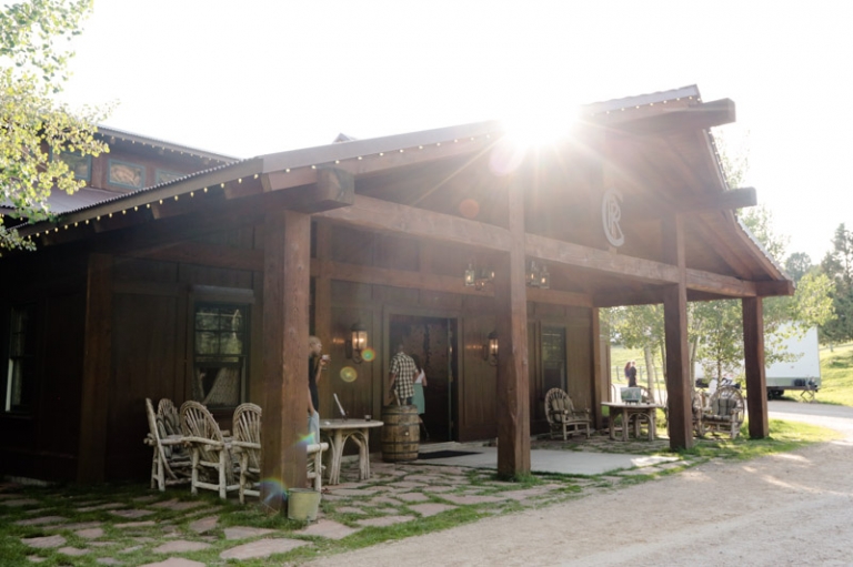 EK-Studios-Utah-Wedding-Photographers-Red-Cliff-Ranch-Wedding-Utah046-Blog(pp_w768_h511)