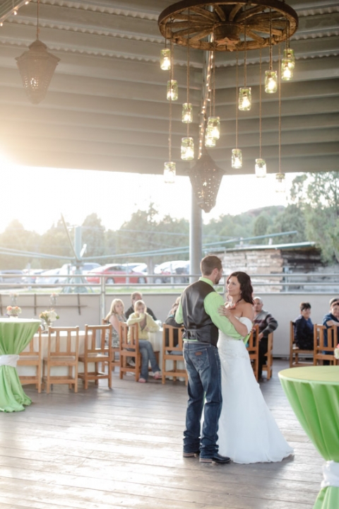 EK-Studios-Utah-Wedding-Photographers-Red-Cliff-Ranch-Wedding-Utah060-Blog(pp_w480_h720)