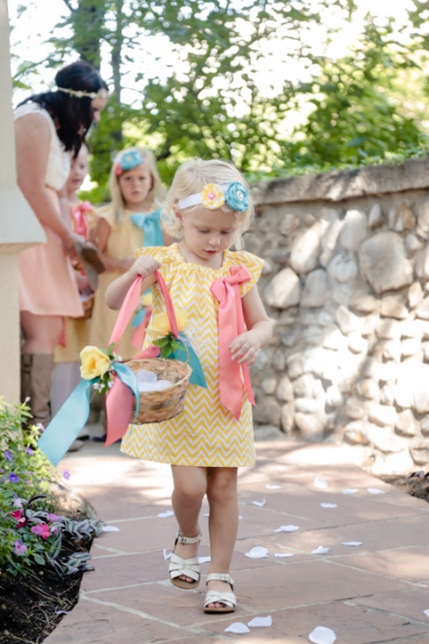 EK-Studios-Utah-Wedding-Photographers-Lion-House-Garden-Ring-Ceremony-033-Blog(pp_w480_h720)