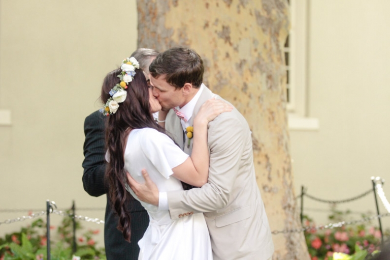 EK-Studios-Utah-Wedding-Photographers-Lion-House-Garden-Ring-Ceremony-042-Blog(pp_w768_h511)