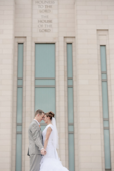 EK-Studios-Utah-Wedding-Photographers-Oqhirrh-Mountain-Temple-Wedding013-Blog(pp_w480_h720)
