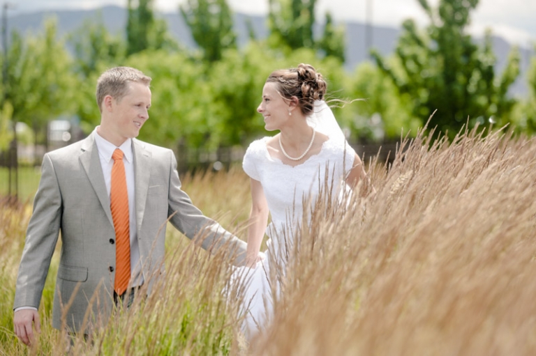 EK-Studios-Utah-Wedding-Photographers-Oqhirrh-Mountain-Temple-Wedding017-Blog(pp_w768_h511)
