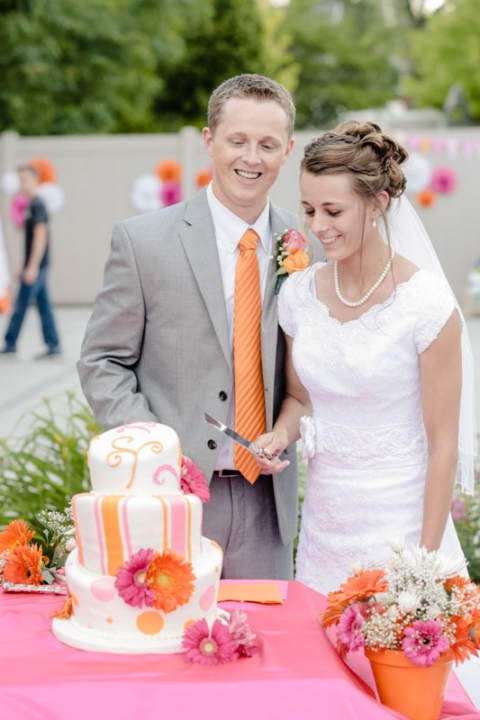 EK-Studios-Utah-Wedding-Photographers-Oqhirrh-Mountain-Temple-Wedding042-Blog(pp_w480_h720)