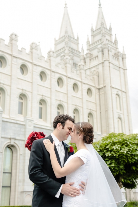 EK-Studios-Utah-Wedding-Photographers-SLC-Temple-wedding020-Blog(pp_w480_h720)