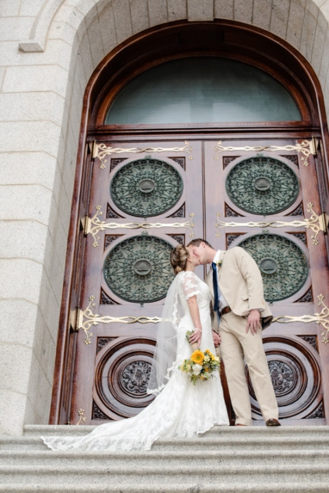 SLC-Temple-wedding-Vista-Room-Cedar-Hills-Golf-course-Utah-wedding-photographer-12(pp_w480_h720)