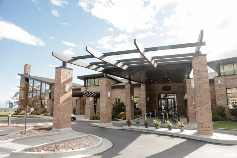 SLC-Temple-wedding-Vista-Room-Cedar-Hills-Golf-course-Utah-wedding-photographer-46(pp_w768_h511)