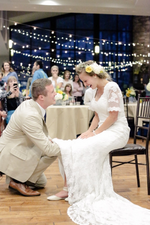 SLC-Temple-wedding-Vista-Room-Cedar-Hills-Golf-course-Utah-wedding-photographer-80(pp_w480_h720)