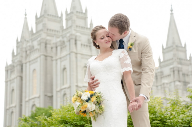 SLC-Temple-wedding-Vista-Room-Cedar-Hills-Golf-course-Utah-wedding-photographer-9(pp_w768_h511)