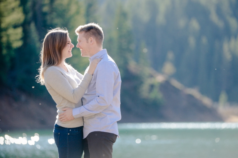 EK-Studios-Utah-Wedding-Photographers-Engagements-in-the-mountains007-Blog(pp_w768_h511)
