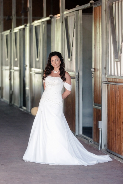EK-Studios-Utah-Wedding-Photographers-red-cliff-ranch-heber-bridals-with-horse012-Blog(pp_w480_h720)
