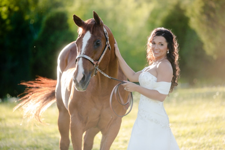 EK-Studios-Utah-Wedding-Photographers-red-cliff-ranch-heber-bridals-with-horse016-Blog(pp_w768_h511)