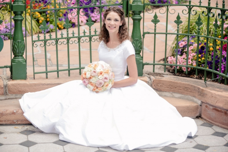 EK-Studios-Wedding-Photographer-Jordan-River-Temple-Wedding-Lion-house-reception040-Blog(pp_w768_h512)