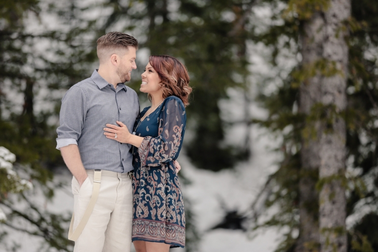 EK-Studios-Utah-Wedding-Photographers-Winter-engagements005-Blog(pp_w768_h512)