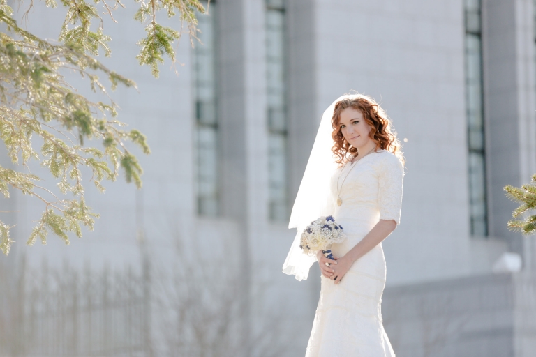 EK-Studios-Utah-Wedding-Photographers-Draper-Temple-Wedding-Bridals021-Blog(pp_w768_h512)