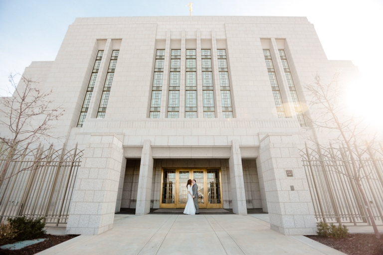 EK-Studios-Utah-Wedding-Photographers-Draper-Temple-Wedding-Bridals029-Blog(pp_w768_h512)