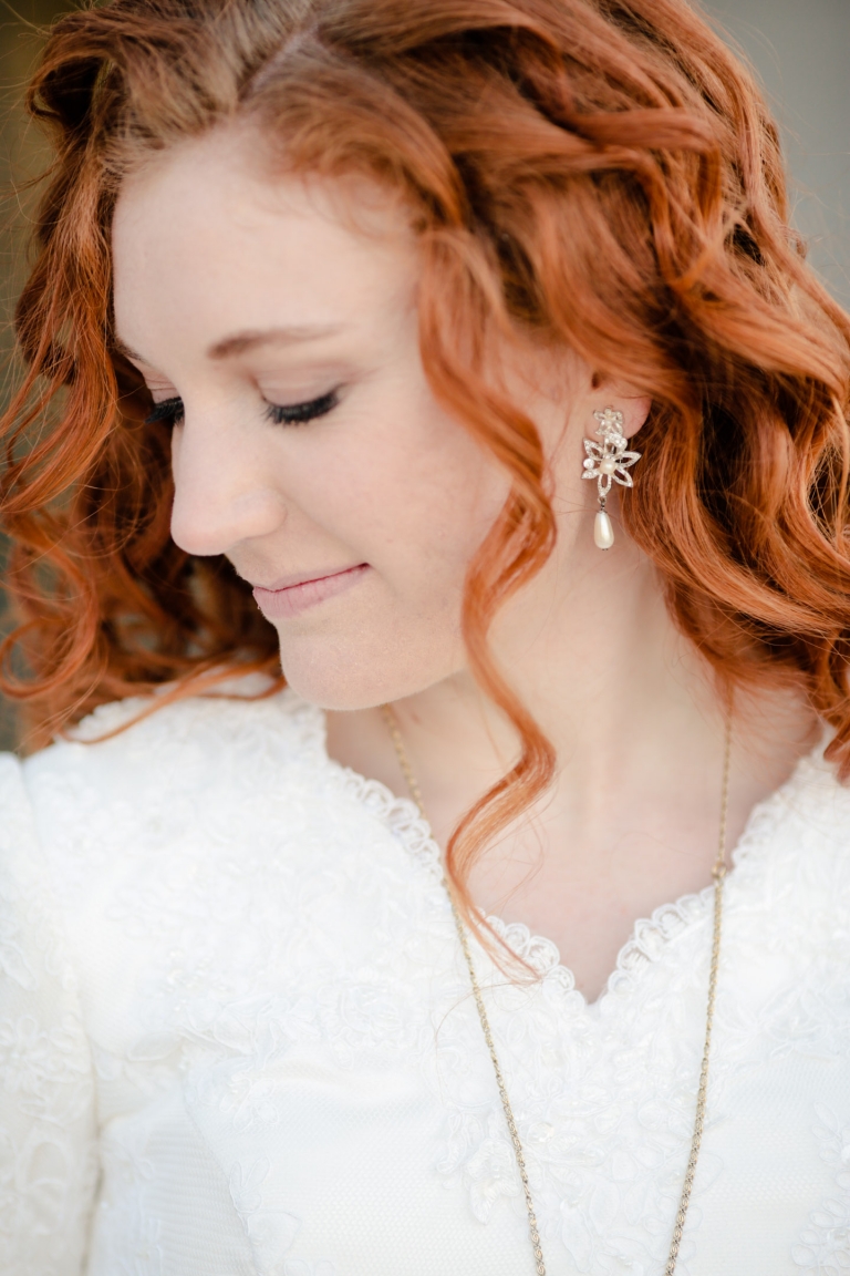 EK-Studios-Utah-Wedding-Photographers-Draper-Temple-Wedding-Bridals030-Blog(pp_w768_h1152)