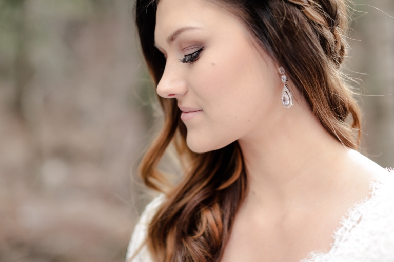 EK-Studios-Utah-Wedding-Photographers-Vintage-Wedding-Dress-Mountain-bridals025-Blog(pp_w768_h512)