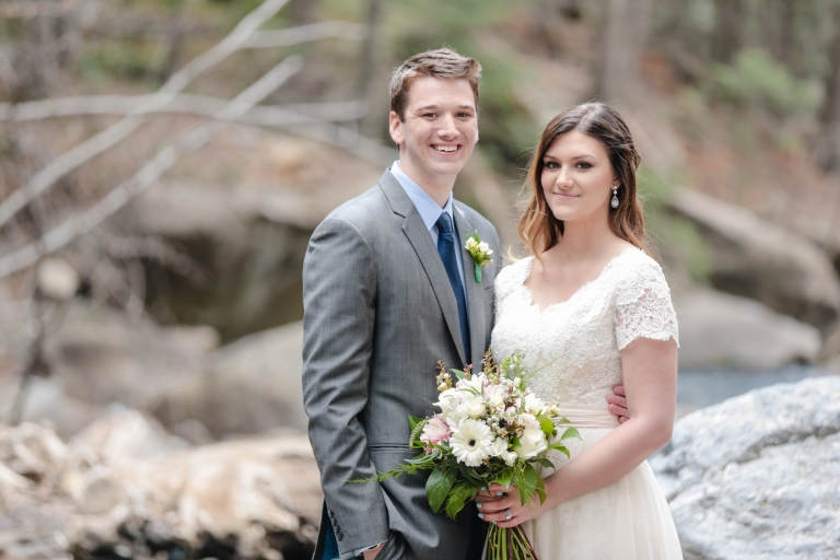 EK-Studios-Utah-Wedding-Photographers-Vintage-Wedding-Dress-Mountain-bridals030-Blog(pp_w768_h512)