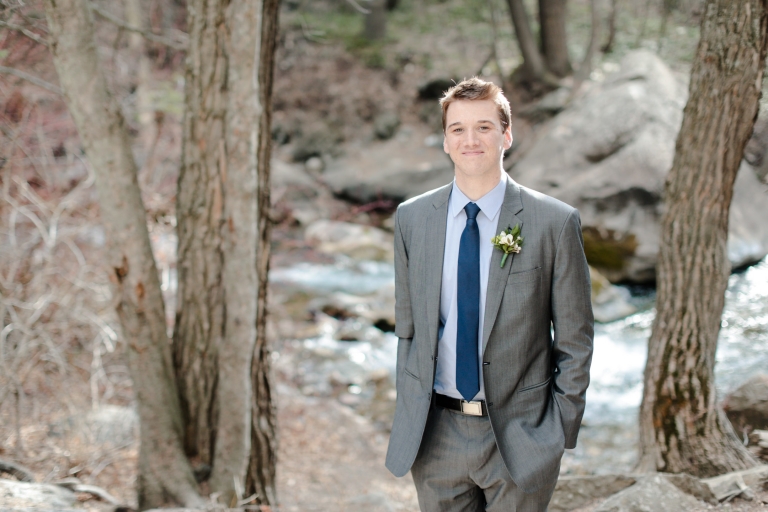 EK-Studios-Utah-Wedding-Photographers-Vintage-Wedding-Dress-Mountain-bridals032-Blog(pp_w768_h512)