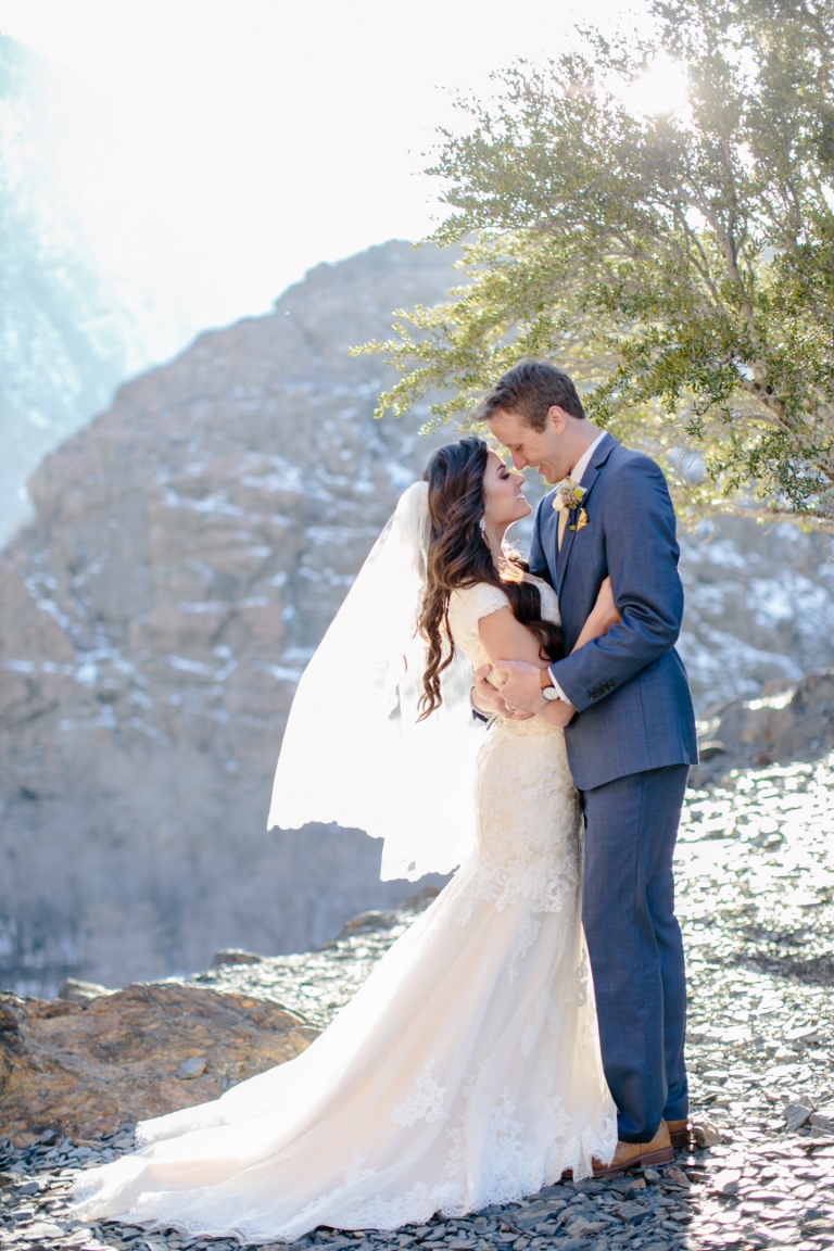 EK-Studios-Utah-Wedding-Photographers-Mountain-Bridals-UT033-Blog(pp_w768_h1152)