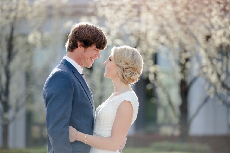 EK-Studios-Utah-Wedding-Photographers-Classy-Bridals-lace-dress-blossoms-spring001-Blog(pp_w768_h512)