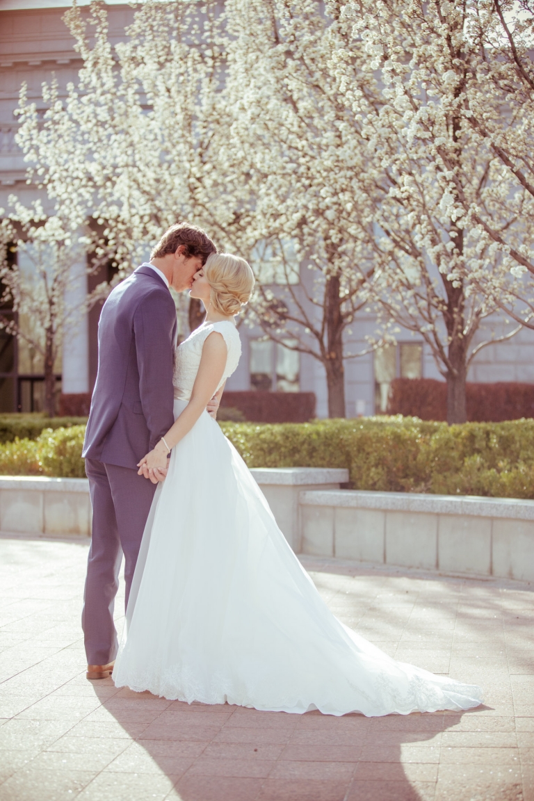 EK-Studios-Utah-Wedding-Photographers-Classy-Bridals-lace-dress-blossoms-spring008-Blog(pp_w768_h1152)