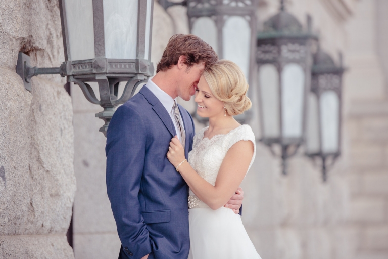 EK-Studios-Utah-Wedding-Photographers-Classy-Bridals-lace-dress-blossoms-spring025-Blog(pp_w768_h512)