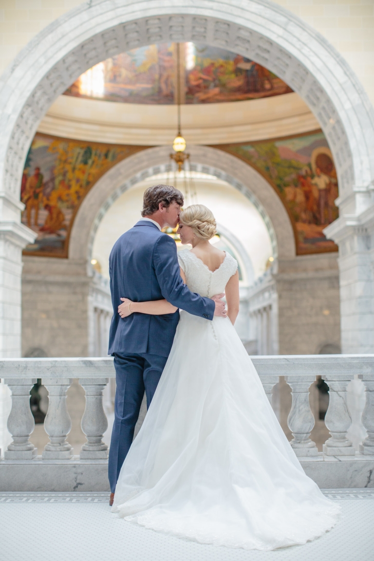 EK-Studios-Utah-Wedding-Photographers-Classy-Bridals-lace-dress-blossoms-spring034-Blog(pp_w768_h1152)