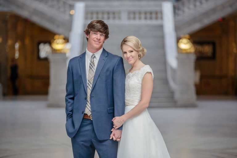 EK-Studios-Utah-Wedding-Photographers-Classy-Bridals-lace-dress-blossoms-spring038-Blog(pp_w768_h512)