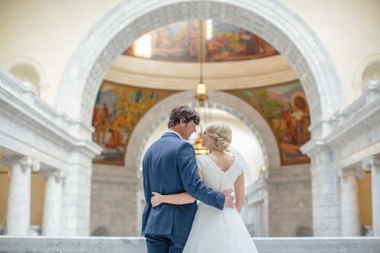 EK-Studios-Utah-Wedding-Photographers-Classy-Bridals-lace-dress-blossoms-spring044-Blog(pp_w768_h512)